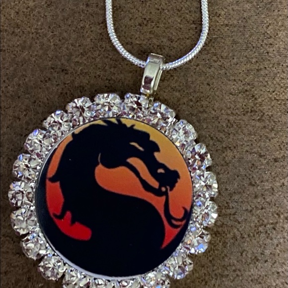 Jewelry - Dragon necklace